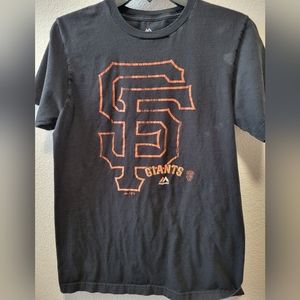 SF Giants tshirt